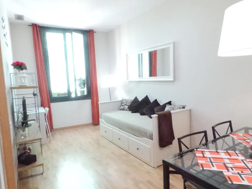 برشلونة Apartments Carrer De La Riereta,15