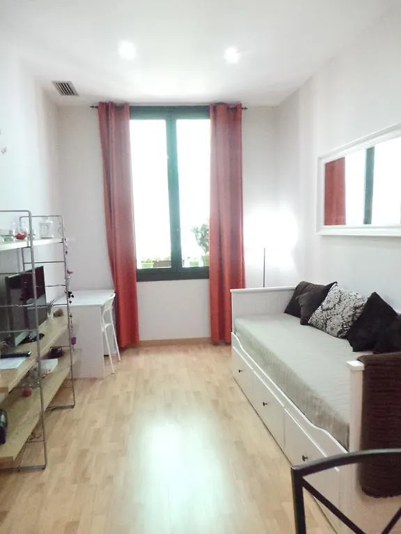 برشلونة Apartments Carrer De La Riereta,15