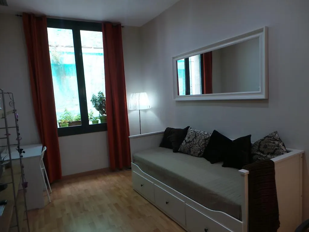 برشلونة Apartments Carrer De La Riereta,15