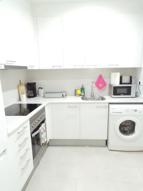 برشلونة Apartments Carrer De La Riereta,15 0*,  إسبانيا
